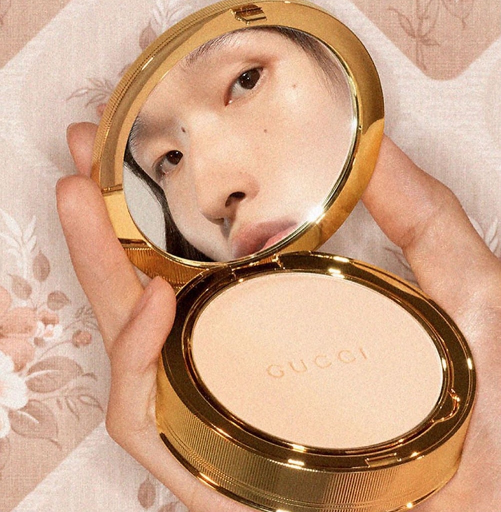 Why you're going to want Gucci Beauty's vintage powder compact