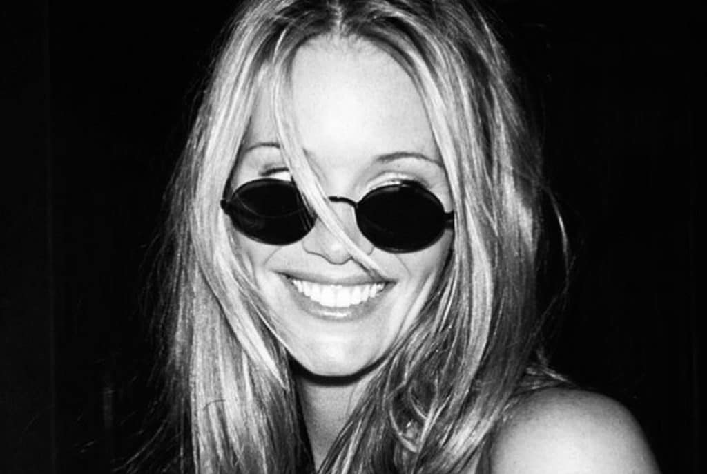 Elle Macpherson's 90s style always has us coming back for more.