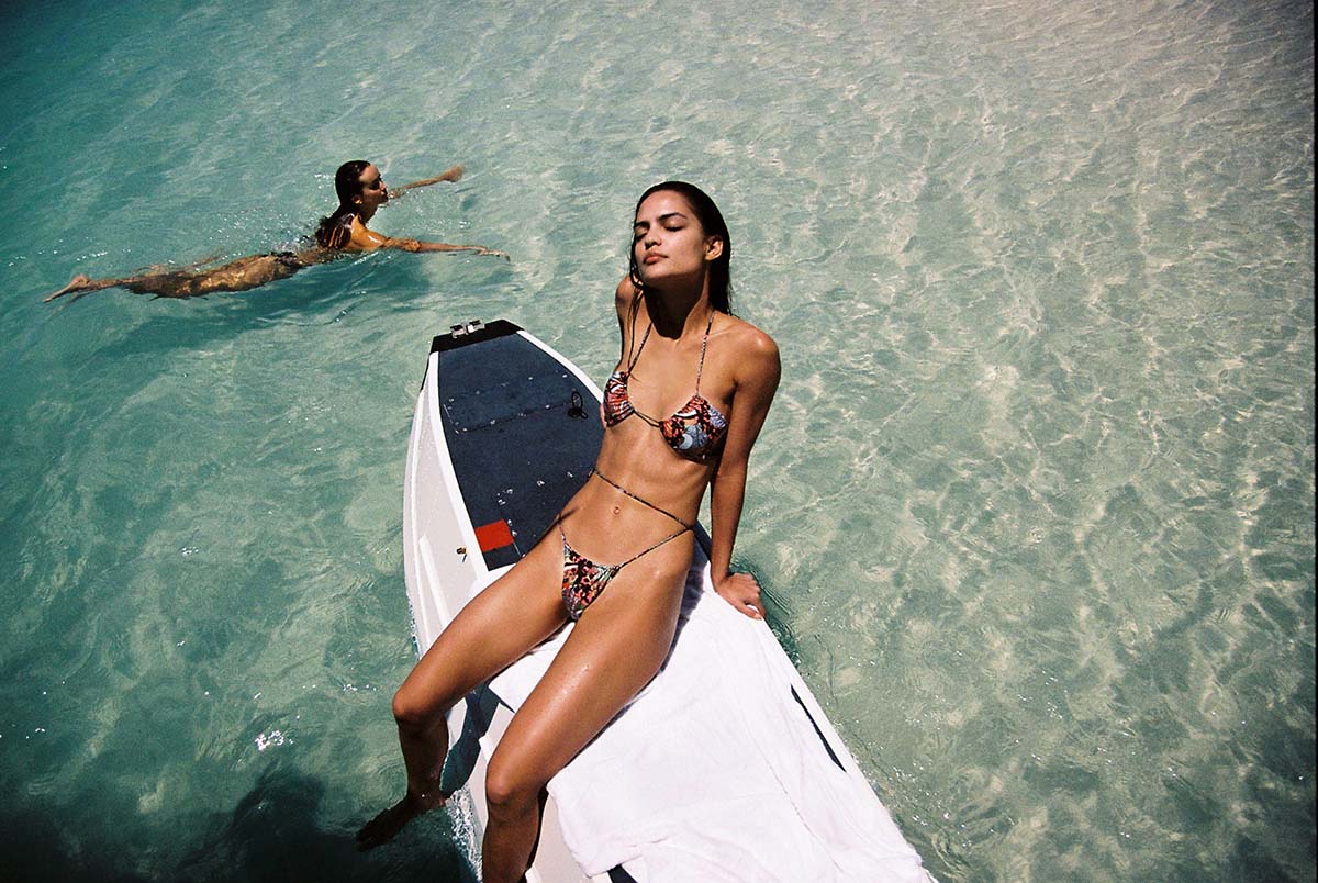 Sydøst Mathis Undskyld mig See every wanderlust-enducing picture from Sommer Swim's 'Île Mustique'