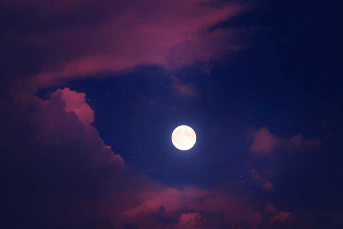 Full moon in leo